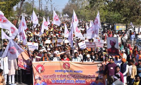 डीलिस्टिंग जनजाति समाज के जीवन मरण का प्रश्‍न है : राजकिशोर हंसदा