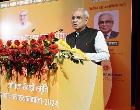 Dr Rajiv Kumar