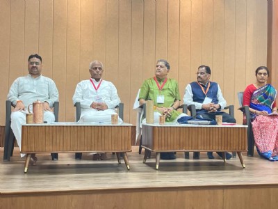 संगठि‍त शक्ति से ही हम शिक्षा के क्षेत्र में परिवर्तन ला सकते हैं : शंकरानंद