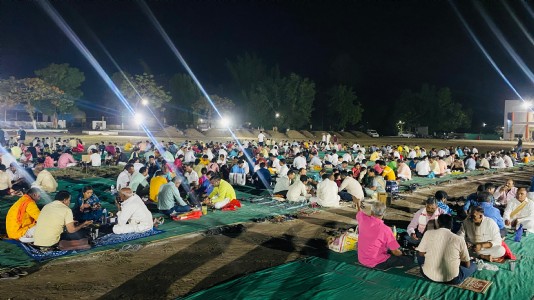 ​संघ शिक्षा वर्ग बैतूल में 'मातृ-हस्त भोजन' के माध्यम से समाज को पंच परिवर्तन का मिला संदेश