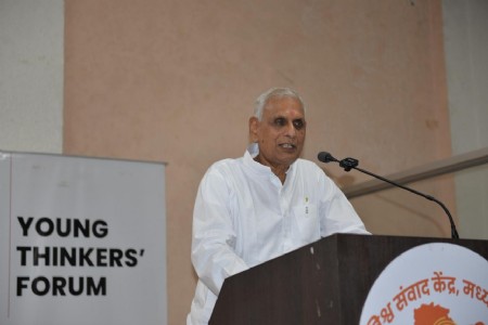 
आपातकाल भारतीय लोकतंत्र के इतिहास का सबसे चुनौतीपूर्ण कालखंड था : अशोक पाण्डेय