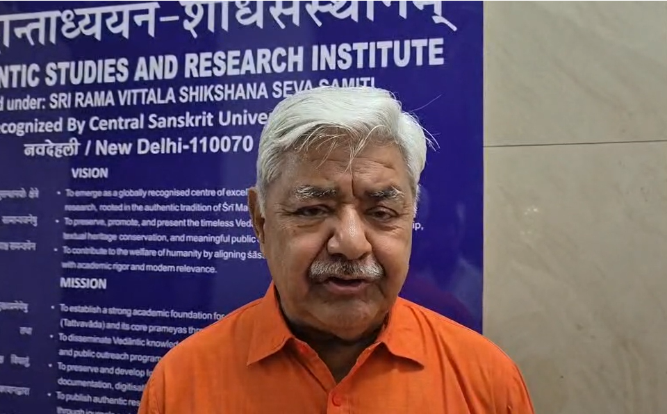 श्री आलोक कुमार, वरिष्ठ अधिवक्ता एवं अंतर्राष्ट्रीय अध्यक्ष, विश्व हिन्दू परिषद की ओर से